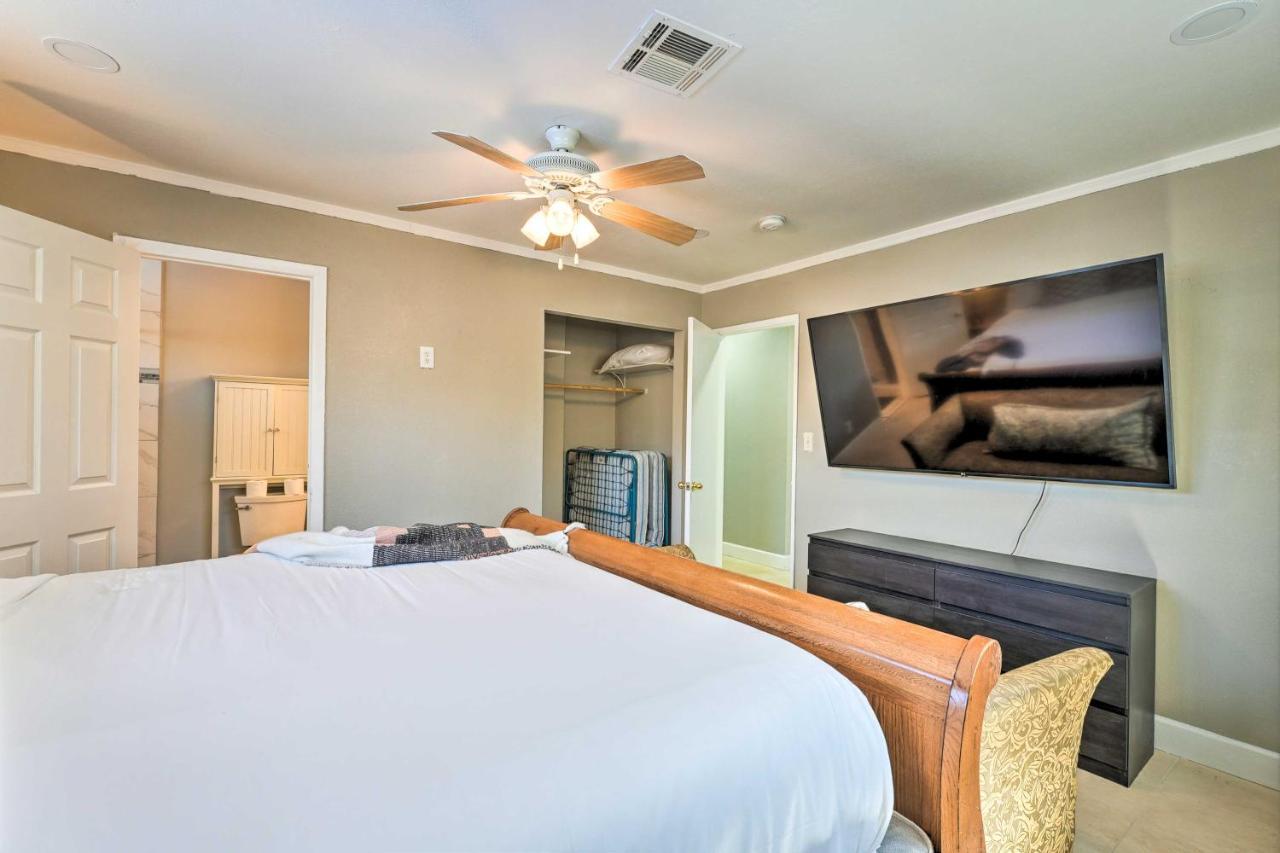 Las Vegas Getaway With Patio About 3 Mi To Strip! Exterior photo